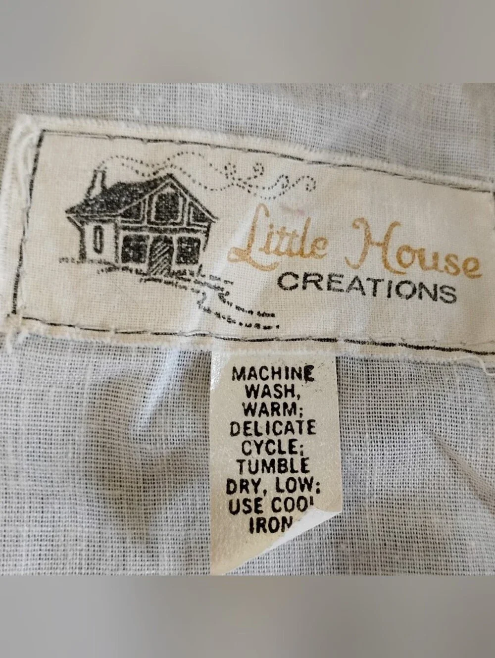 VINTAGE LITTLE HOUSE CREATIONS SKIRT